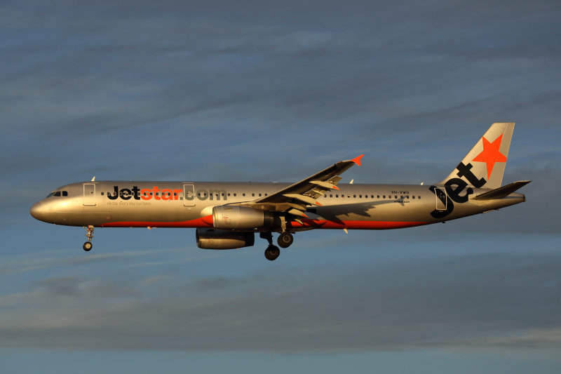 JETSTAR AIRBUS A321 MEL RF 5K5A9002.jpg