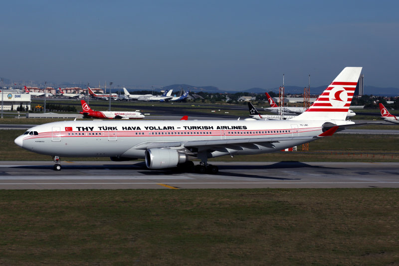 TURKISH_AIRLINES_AIRBUS_A330_200_IST_RF_5K5A0471.jpg