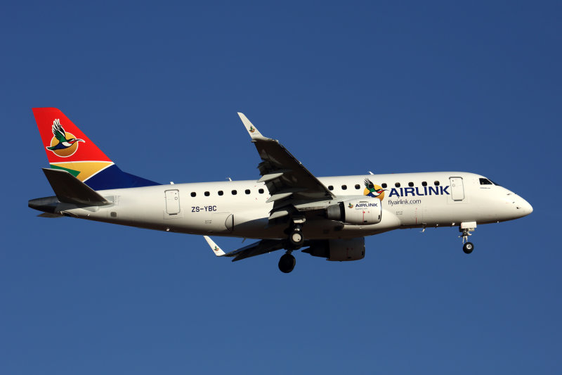 AIRLINK_EMBRAER_170_JNB_RF_5K5A2795.jpg