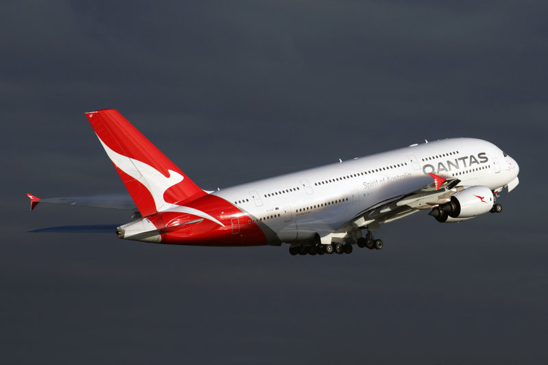 QANTAS_AIRBUS_A380_SYD_RF_5K5A1195.jpg