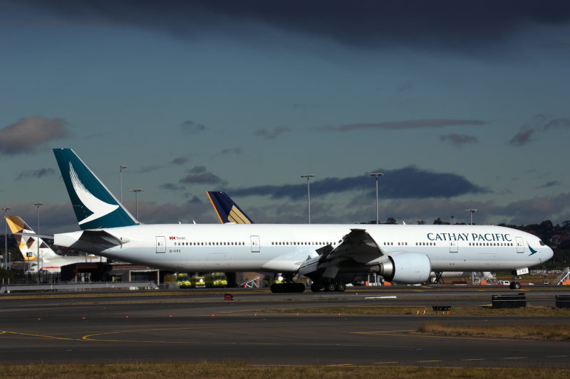CATHAY_PACIFIC_BOEING_777_300ER_SYD_RF_5K5A3107.jpg