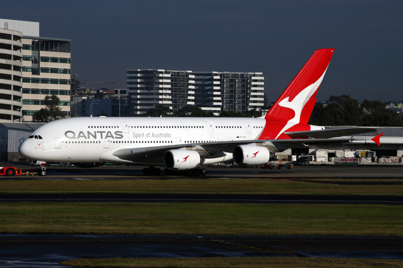 QANTAS_AIRBUS_A380_SYD_RF_5K5A1203001.jpg