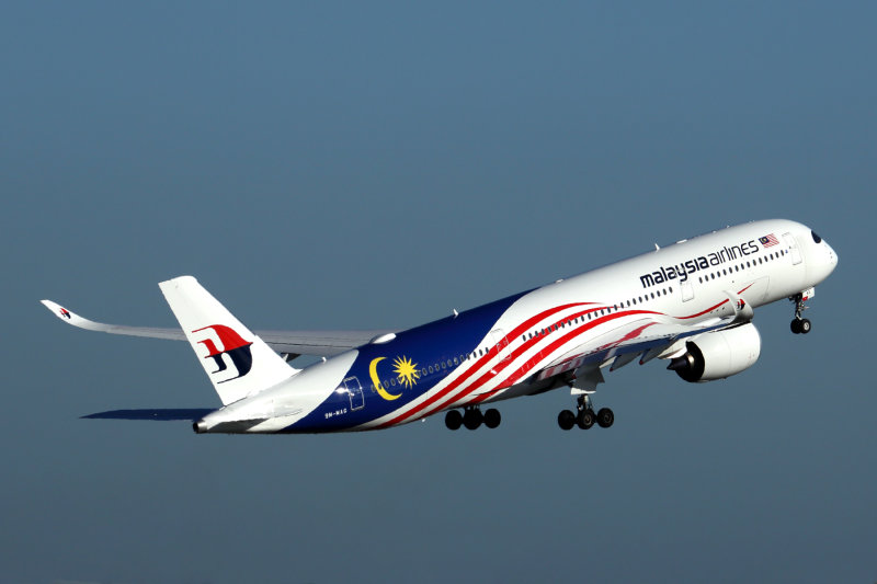 MALAYSIA_AIRBUS_A350_900_LHR_RF_5K5A5385.jpg
