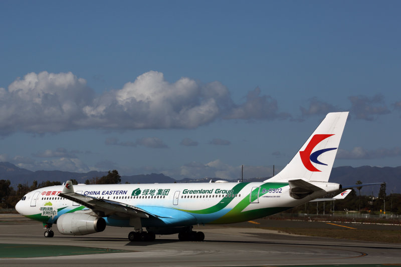 CHINA_EASTERN_AIRBUS_A330_200_LAX_RF_5K5A5868.jpg