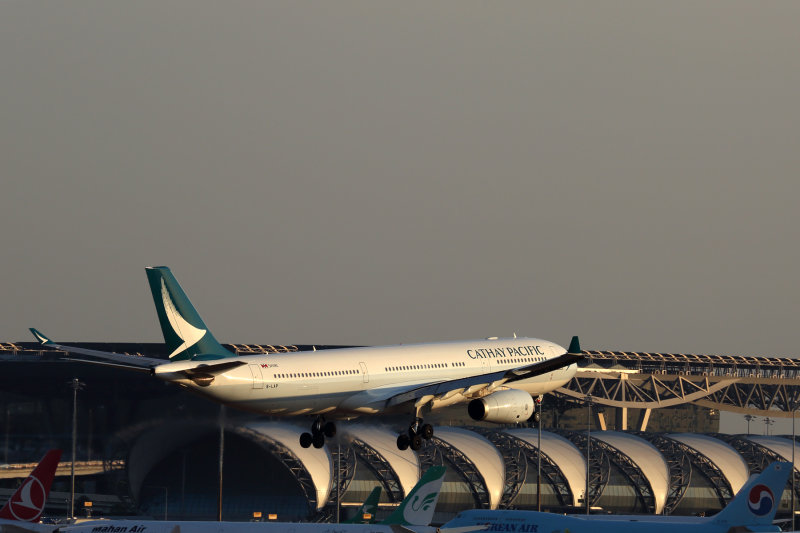 CATHAY_PACIFIC_AIRBUS_A330_300_BKK_RF_5K5A8065.jpg