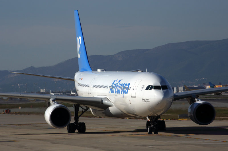 AIR_EUROPA_AIRBUS_A330_200_BCN_RF_5K5A7406.jpg