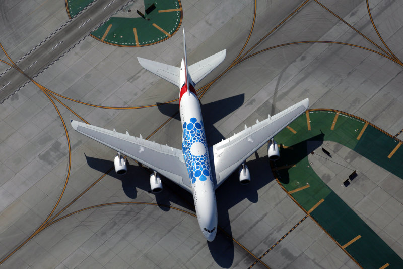 EMIRATES_AIRBUS_A380_LAX_RF_5K5A6489.jpg