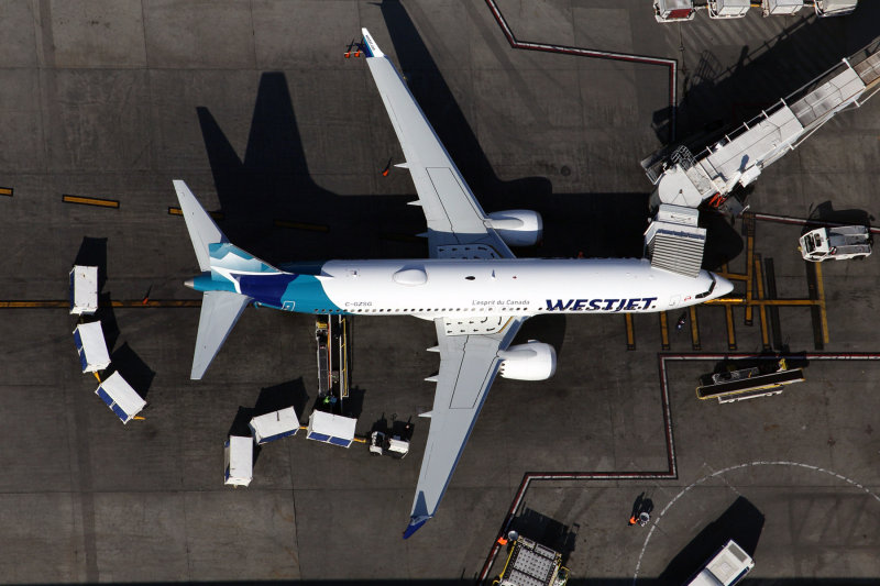 WESTJET_BOEING_737_MAX_8_LAX_RF_5K5A6657.jpg