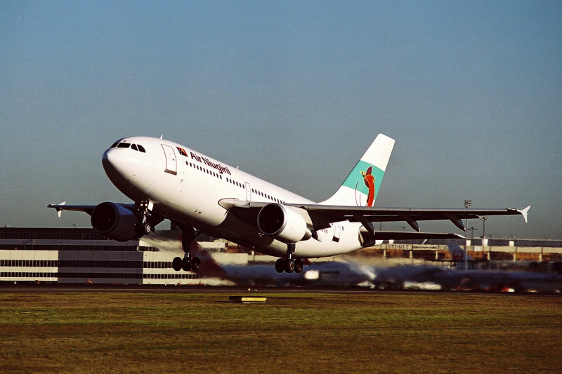 AIR NIUGINI AIRBUS A310 300 SYD RF 415 15.jpg