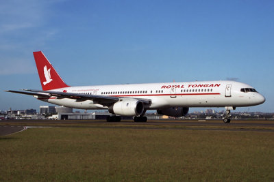 ROYAL TONGAN BOEING 757 200 SYD RF 1791 16.jpg