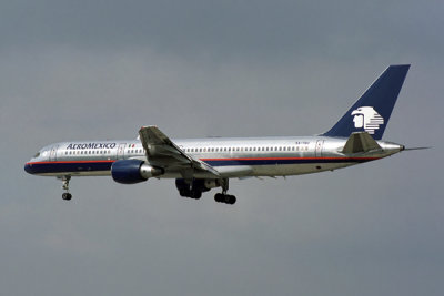 AERO MEXICO BOEING 757 200 LAX RF 1512 36.jpg