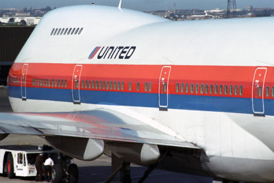 UNITED BOEING 747 200 SYD RF 073 12.jpg