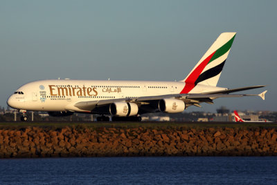 EMIRATES AIRBUS A380 SYD RF 5K5A7200.jpg