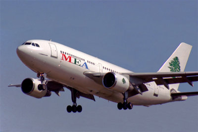 MEA AIRBUS A310 300 LHR RF 1288 18.jpg