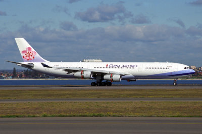 CHINA AIRLINES AIRBUS A340 300 SYD RF 1576 33.jpg