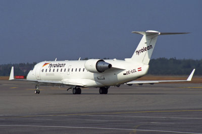 TYROLEAN CANADAIR CRJ HEL RF 1648 9.jpg