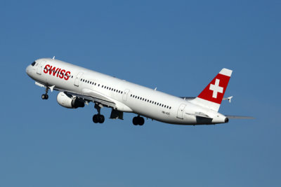 SWISS AIRBUS A321 TXL RF 5K5A1705.jpg