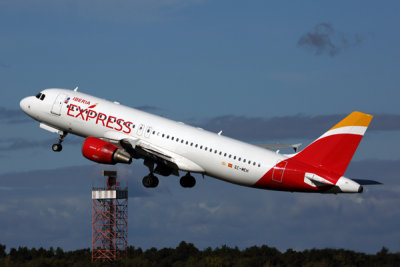 IBERIA EXPRESS AIRBUS A320 TXL RF 5K5A1905.jpg