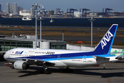 ANA BOEING 777 200 HND RF 5K5A4178.jpg