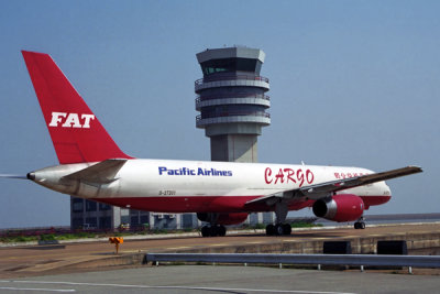 FAT CARGO PACIFIC AIRLINES BOEING 757 200F MFM RF 1905 24.jpg