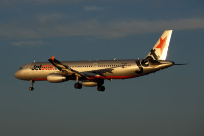 JETSTAR AIRBUS A321 MEL RF 5K5A9003.jpg