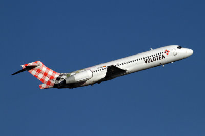 VOLOTEA_BOEING_717_ATH_RF_IMG_8701.jpg