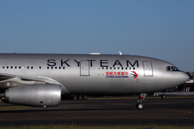 CHINA_EASTERN_AIRBUS_A330_200_SYD_RF_5K5A9759.jpg