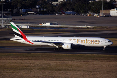 EMIRATES_BOEING_777_300ER_SYD_RF_5K5A2877.jpg