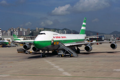 CATHAY PACIFIC BOEING 747 200 HKG RF 466 20.jpg