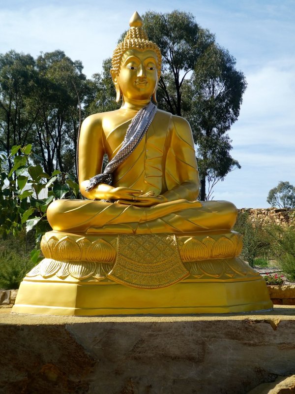 Bendigo~Thai Buddha at The Great Stupa of Universal Compassion