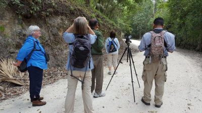 Marilyn, Donna, Kannan, Jane and Eric
on the road in Aguacate Lagoon Reserve