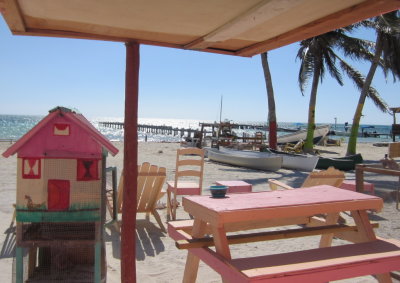 Out the back window of a vendor shop
Caye Caulker, Belize, C.A.