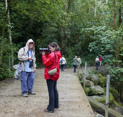 We took some photos of the stream from the bridge across it.
Steve, Catherine, Vickie, Barbara, Terri, Jerry, Erick