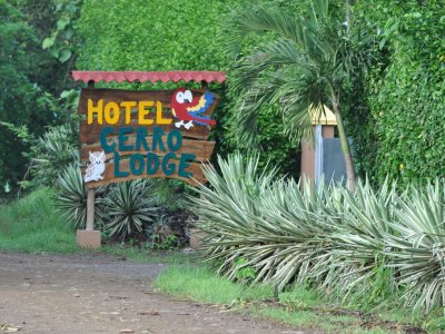 The entrance to Cerro Lodge Hotel