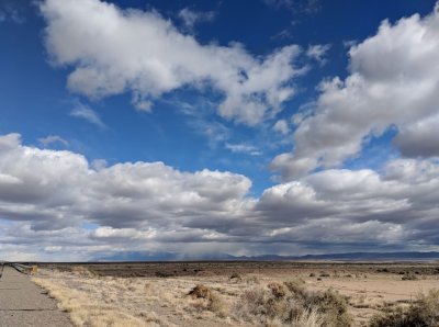 The view as we left Socorro and drove toward Albuquerque