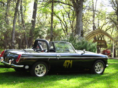 MGB on the green  11.JPG