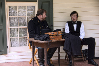 Lincoln_with_General