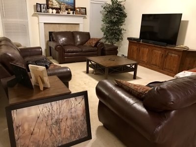 Family Room w/14' Ceilings