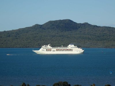 PACIFIC PEARL 15