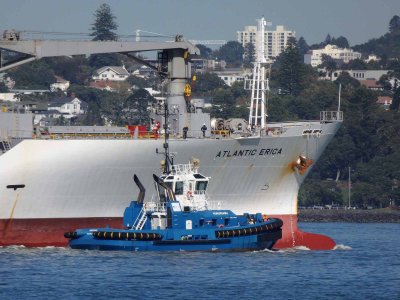 Tug HAURAKI