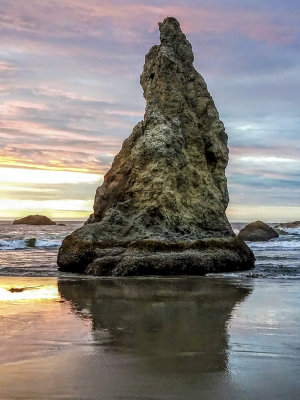 Wizard's Hat, Bandon Beach