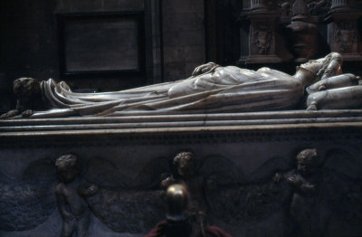 Lucca Duomo 87 055.jpg