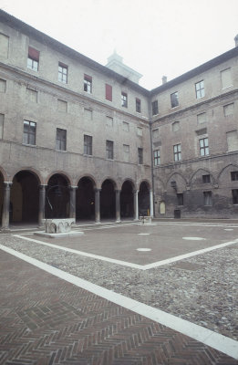 Ferrara Castello Estense 009.jpg