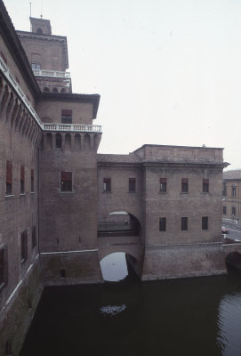 Ferrara Castello Estense 011.jpg