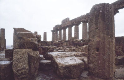 Agrigento Temple of Juno 094.jpg