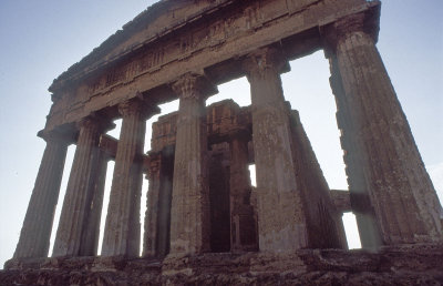Agrigento Temple of Concordia 085.jpg