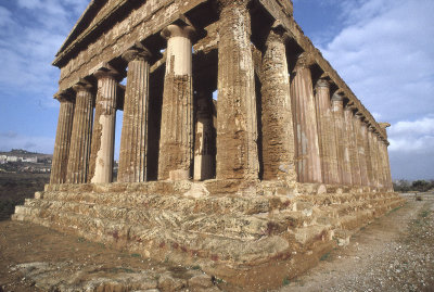 Agrigento Temple of Concordia 115.jpg