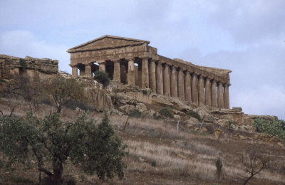 Agrigento Temple of Concordia 121.jpg