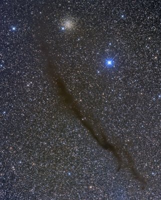NGC 4372 + Dunkelwolke Sandqvist 141-3-5