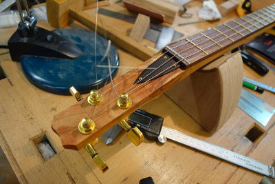 Headstock